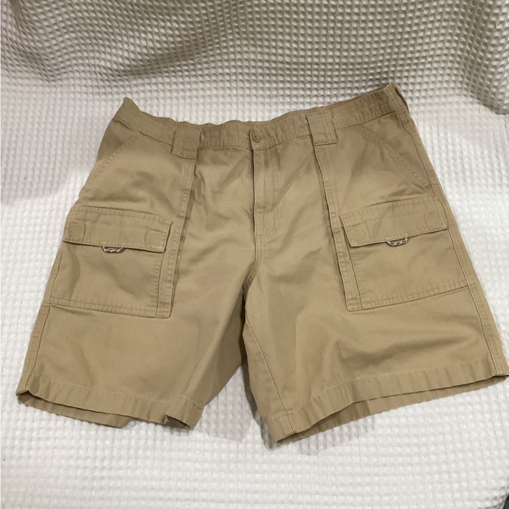 L.L. Bean Men's Khaki Cargo Shorts